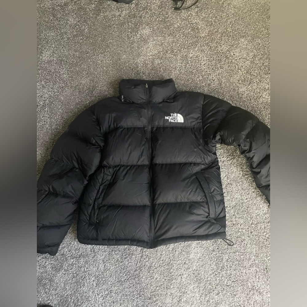 TNF PUFFER JACKET NEW AND UNUSED HAVE ALL SIZES